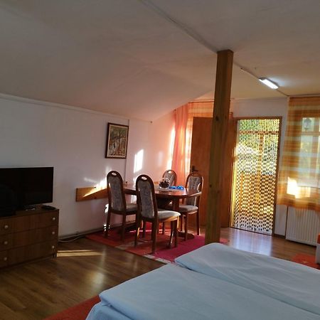 Villa Jun Guest House Белоградчик Экстерьер фото